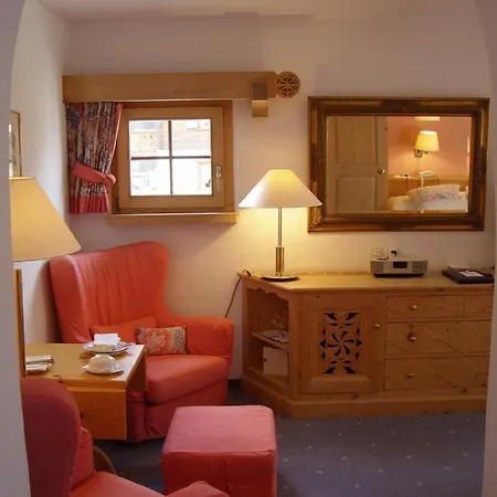 מלון Walserhof 4*